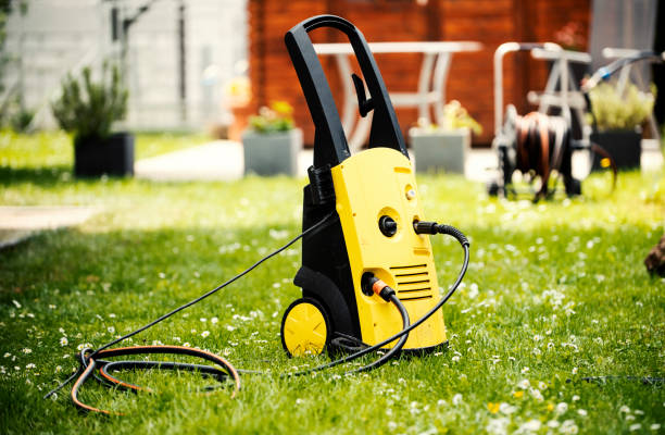 Best Driveway Pressure Washing  in Red Bluff, CA